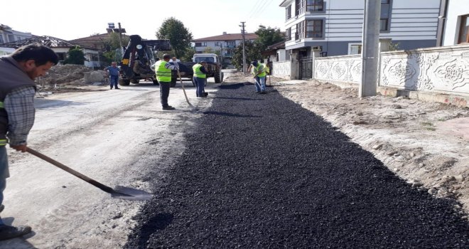 Düzcede Alt Ve Üst Yapı Çalışmaları Sürüyor