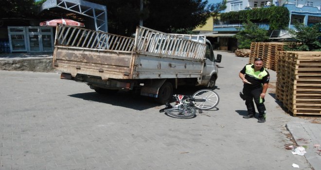 Bayramiçte Meydana Gelen Trafik Kazasında 1 Kişi Yaralandı