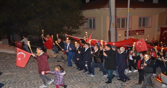 Aksekide Fener Alayı Düzenlendi