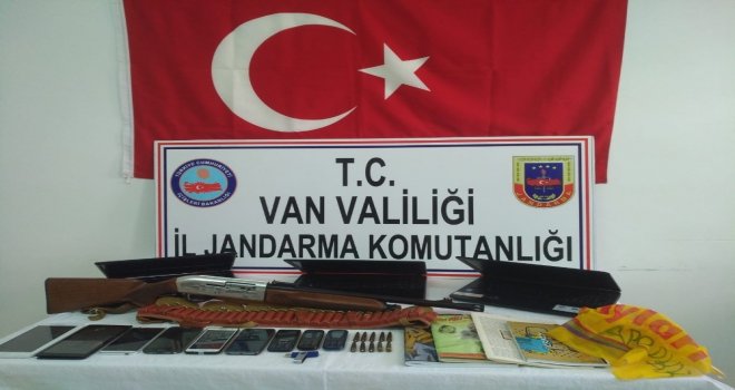 Vanda 16 Kişi Gözaltına Alındı