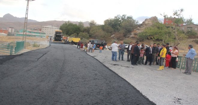 Hakkaride Hummalı Asfalt Çalışması