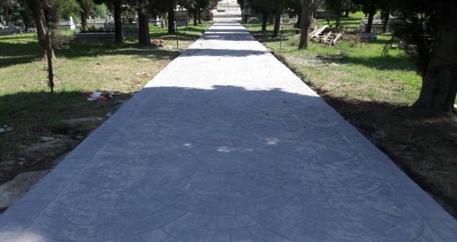 Alikahya Mezarlıklarına Beton Yol