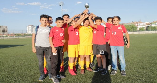 Kayseri U-13 Liginin  Şampiyonu Kayserispor Oldu