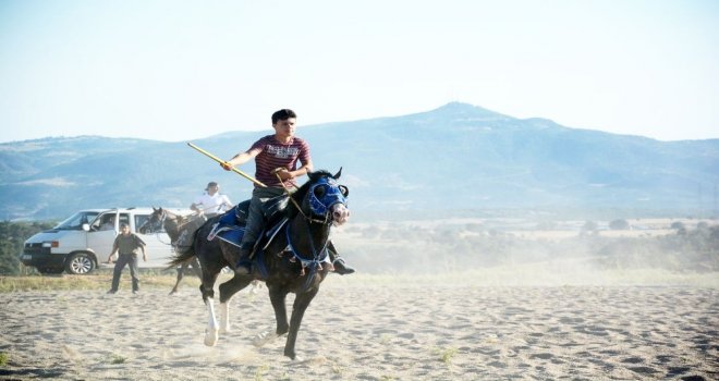 Kaşbelenli Gençler Ata Sporu Ciridi Yaşatmaya Çalışıyor